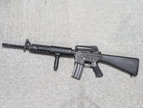 M16のハンドガードを「M5 RAS」と交換することにした