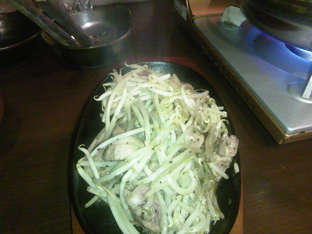 座・YEBISU　地鶏の鉄板焼き（中）