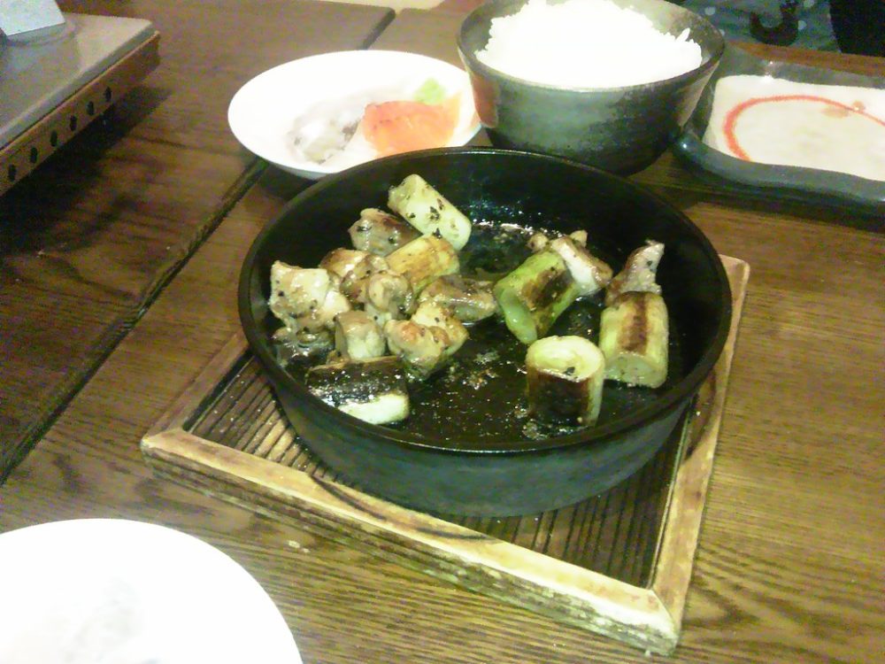 座・YEBISU　地鶏の鉄板焼き