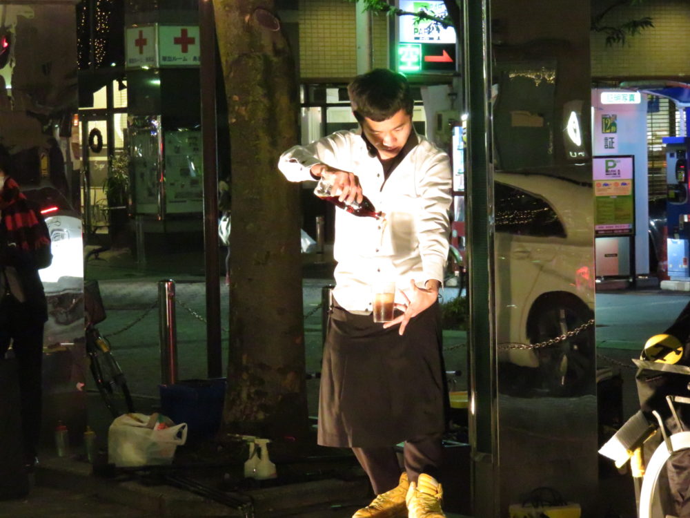 青葉イベント広場の大道芸人7