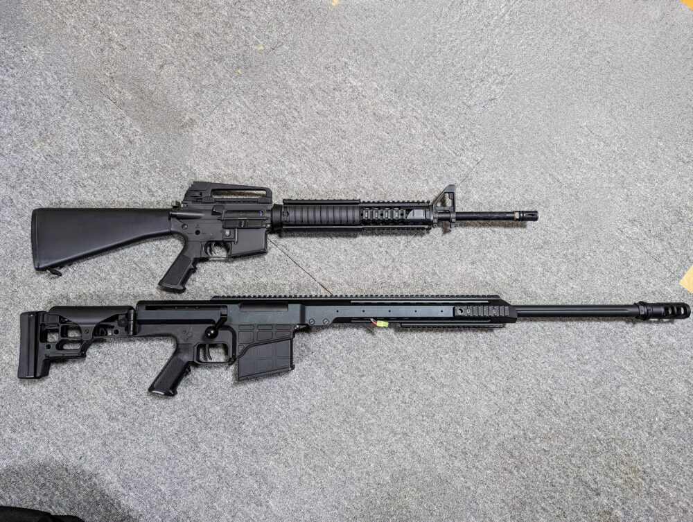 Snow Wolf製　バレットM98B　M16A4と大きさ比べ